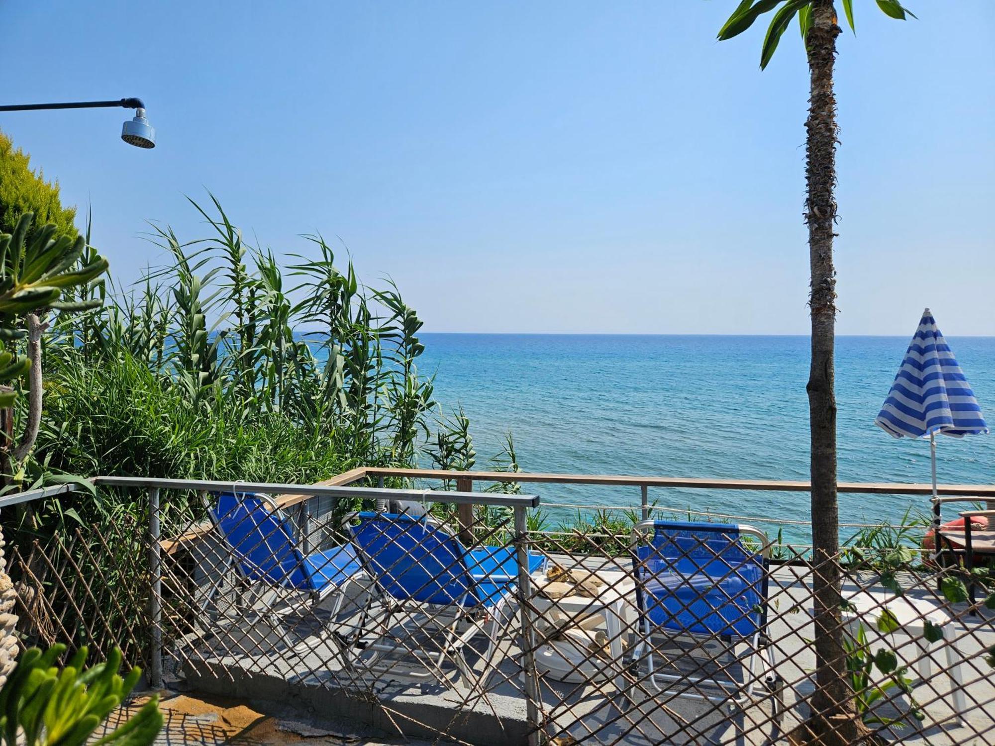 Leta Apartments Agios Georgios  Exterior foto